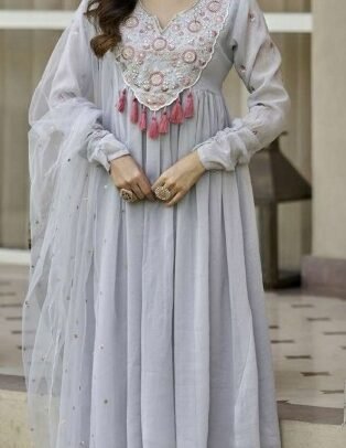 Women Ething Wear Anarkali Kurta - Soft Grey