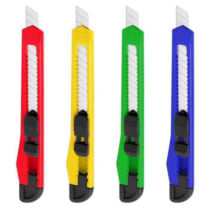 Heavy duty paper cutter knife 5 PCS pack with retractable stainless steel blades for office, school, packaging and craft applications.